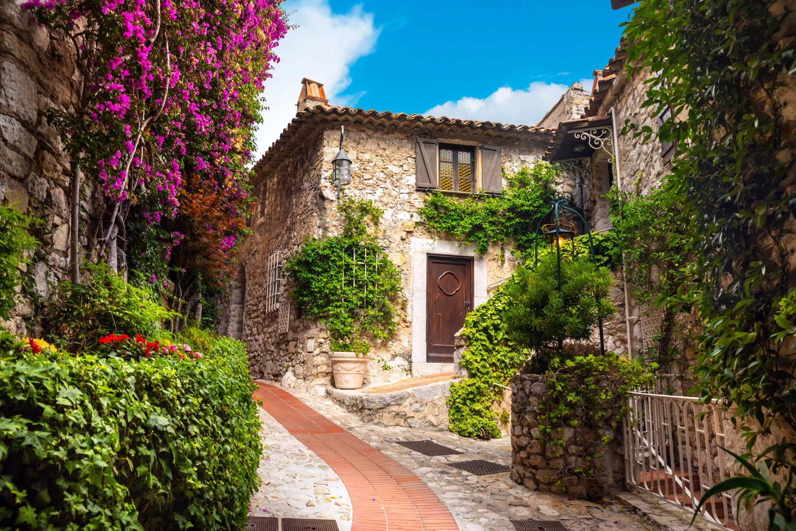 French Riviera: Visits to mediaeval villages: Full-Day Tour
